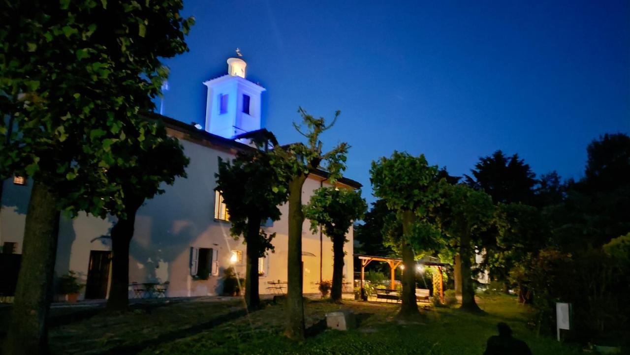 مبيت وإفطار كالديرارا دي رينو La Torre Di Longara المظهر الخارجي الصورة